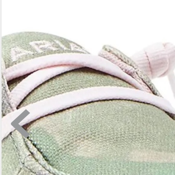 Women’s Ariat “Hilo” Fancy Camo Slip On Summer Shoe - Picture 7 of 10